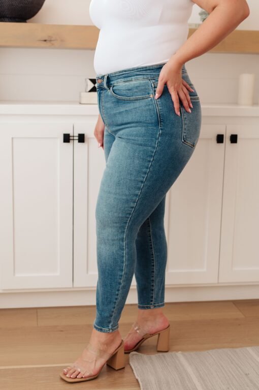 Bryant High Rise Thermal Skinny Jean - Fashion Are Us